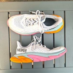 Hoka Clifton edge